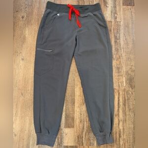 Figs Women's Zamora Joggers Scrubs Gray Size XS Petite
